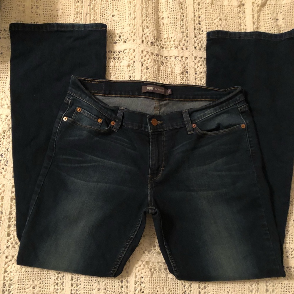 Levi’s 524 Bootcut dark wash jeans size 13M
